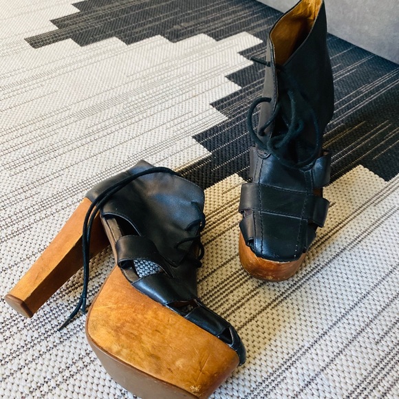 Jeffrey Campbell Ford Platform Heels - Picture 2 of 4